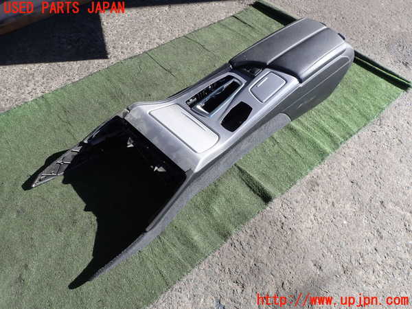 2UPJ-9236077540]BMW 528i ツーリング(MU30)センターコンソール 中古 (F11)_2