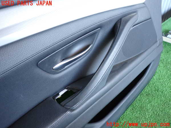 2UPJ-9236071264]BMW 528i ツーリング(MU30)左前ドア内張り 中古 (F11)_2