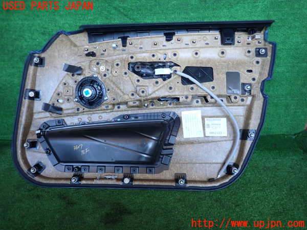 2UPJ-9236071264]BMW 528i ツーリング(MU30)左前ドア内張り 中古 (F11)_3