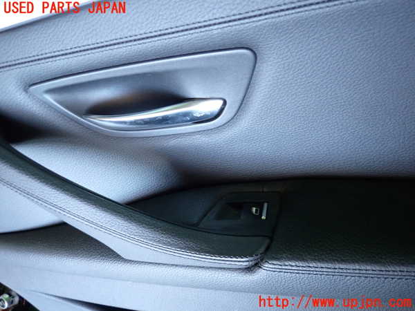 2UPJ-9236071294]BMW 528i ツーリング(MU30)右後ドア内張り 中古 (F11)_2
