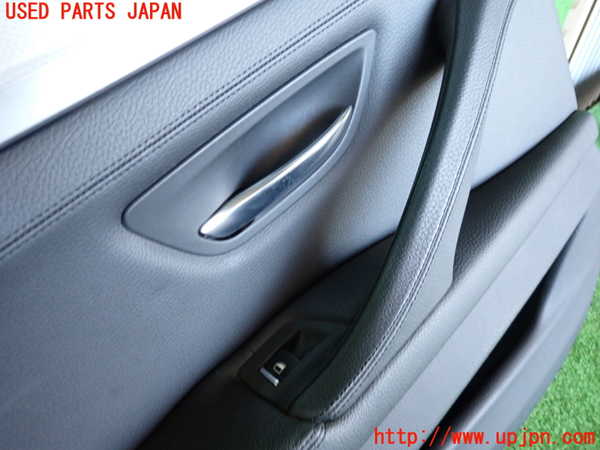 2UPJ-9236071324]BMW 528i ツーリング(MU30)左後ドア内張り 中古 (F11)_2