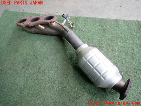 2UPJ-9236082041]レクサス・IS250C(GSE20)エキマニ1 触媒 マニバーター 中古_2
