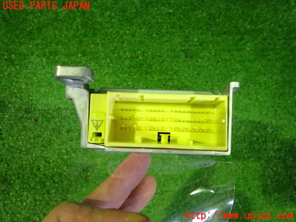 2UPJ-9236086145]レクサス・IS250C(GSE20)エアバッグコンピューター 中古_3