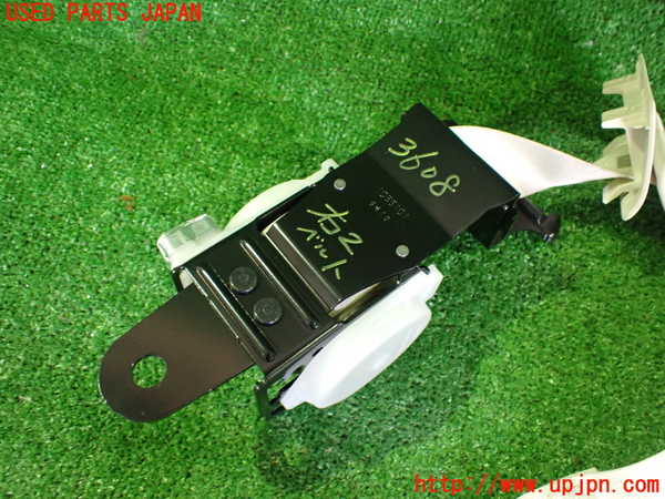 2UPJ-9236087155]レクサス・IS250C(GSE20)右2列目シートベルト 中古_2