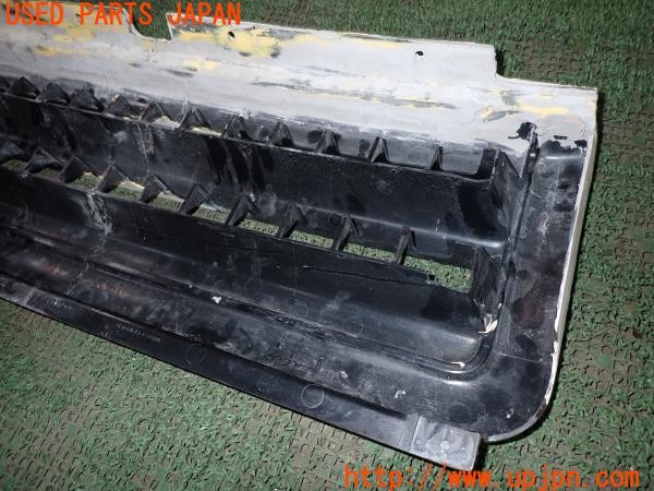3UPJ=9236090015]ランドローバー レンジローバー 4.6HSE(LP60D P38A)後期 ディスカバリー(L318)純正 AWR3633 フロントグリル③ 中古_5