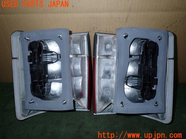 3UPJ=9236090547]ランドローバー レンジローバー 4.6HSE(LP60D P38A)後期 純正 Valeo 2233 テールランプ 中古_5