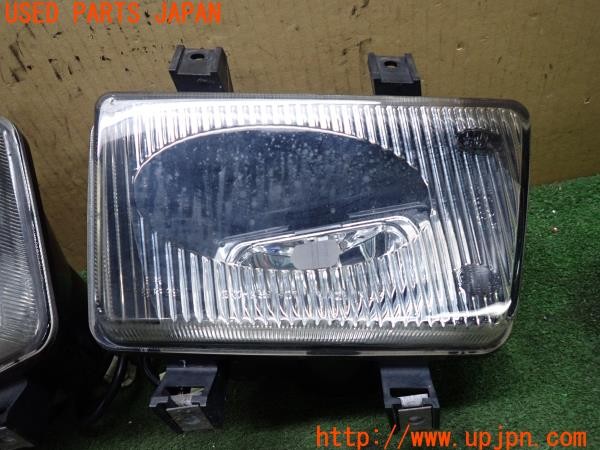 3UPJ=9236090558]ランドローバー レンジローバー 4.6HSE(LP60D P38A)後期 純正 HELLA 301-236 407 301-236 408 フォグランプ 中古_3