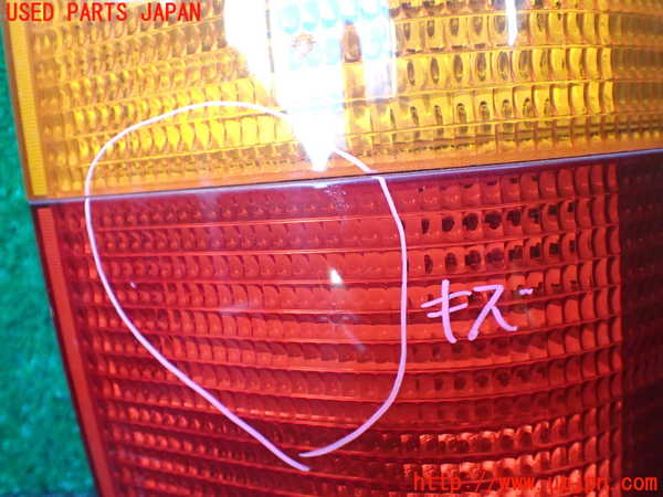 1UPJ-9236091530]ランドローバー・レンジローバー(LP60D)右テールランプ 中古_2