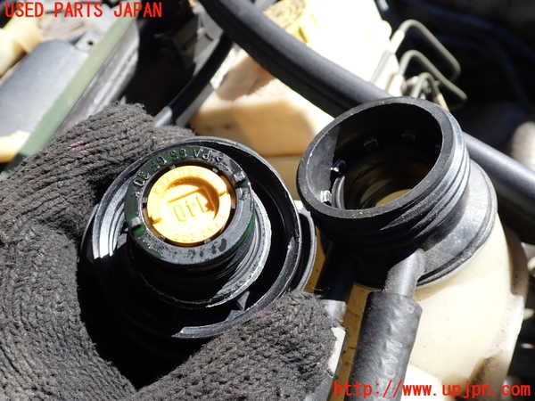 1UPJ-9236092410]ランドローバー・レンジローバー(LP60D)ラジエータータンク 中古_2