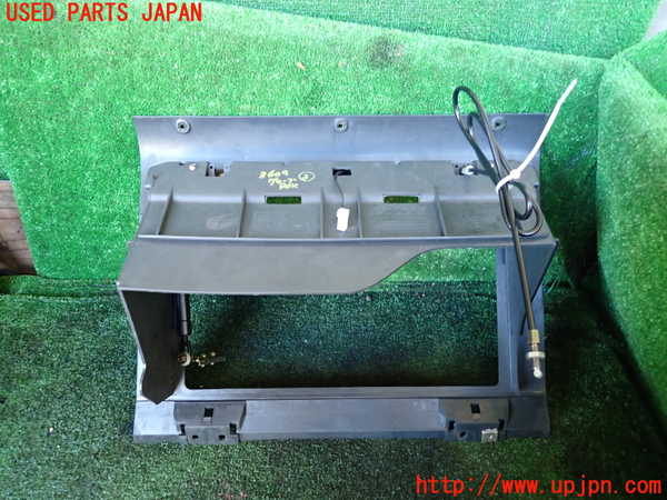 1UPJ-9236097517]ランドローバー・レンジローバー(LP60D)グローブボックス2 中古_2