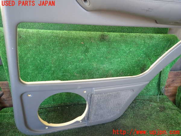 1UPJ-9236091294]ランドローバー・レンジローバー(LP60D)右後ドア内張り 中古_3
