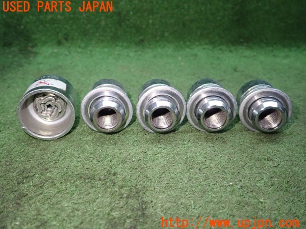 3UPJ=9236100968]レクサス IS300h(AVE30)純正 08456-00140 McGARD マックガード ホイールロックナット 中古_4
