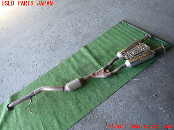 1UPJ-9236102651]レクサス・IS300h(AVE30)センターパイプ1 中古_2