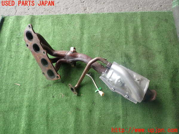 1UPJ-9236102661]レクサス・IS300h(AVE30)触媒1 中古_2
