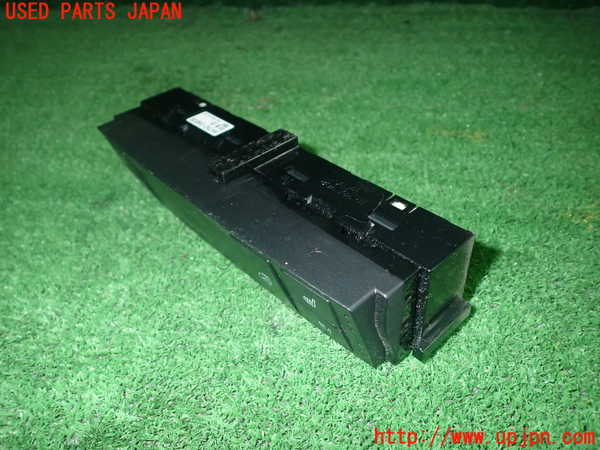 1UPJ-9236106307]レクサス・IS300h(AVE30)スイッチ2(シートエアコン ステアリングヒーター) 中古_2