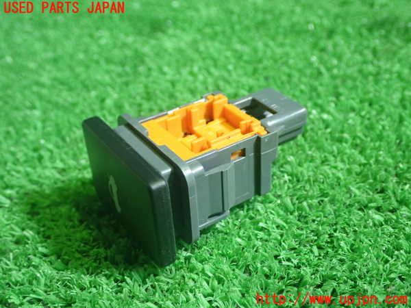 1UPJ-9236106313]レクサス・IS300h(AVE30)スイッチ8(トランクオープナー) 中古_2
