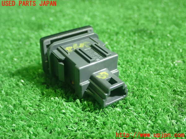 1UPJ-9236106313]レクサス・IS300h(AVE30)スイッチ8(トランクオープナー) 中古_3