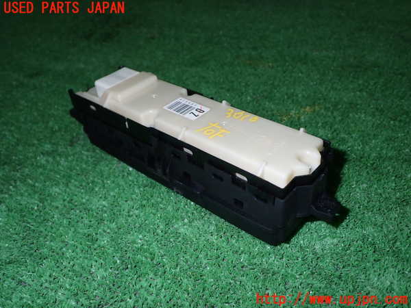 1UPJ-9236106240]レクサス・IS300h(AVE30)右前パワーウィンドウスイッチ 中古_2