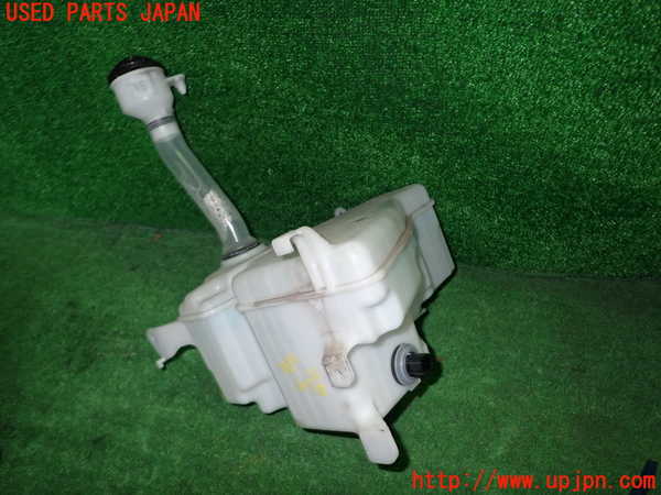 1UPJ-9236106791]レクサス・IS300h(AVE30)ウォッシャータンク1 中古_2