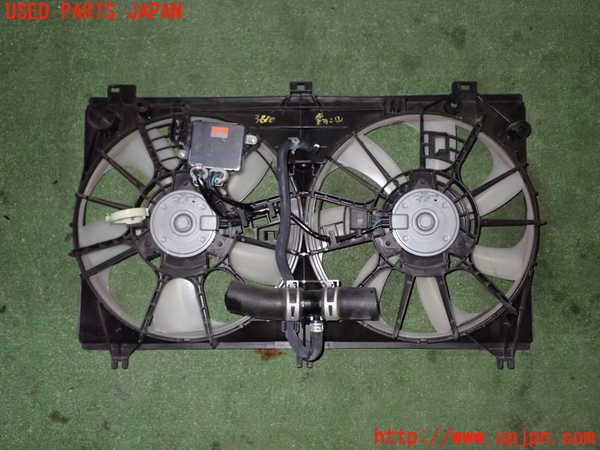1UPJ-9236106836]レクサス・IS300h(AVE30)電動ファン1 中古_2
