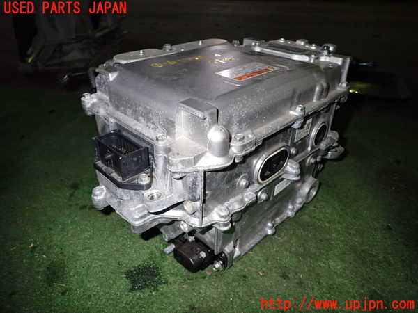 1UPJ-9236106916]レクサス・IS300h(AVE30)インバーターコンバーター 中古_3