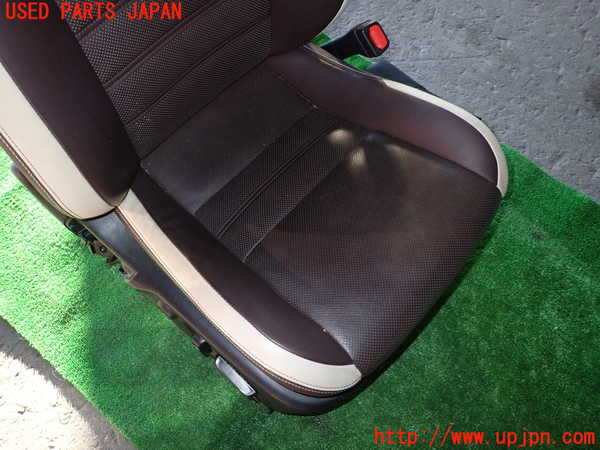 1UPJ-9236107035]レクサス・IS300h(AVE30)運転席シート 中古_2
