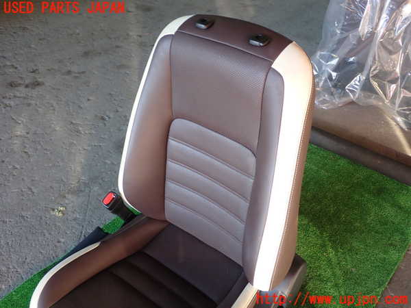 1UPJ-9236107065]レクサス・IS300h(AVE30)助手席シート 中古_2