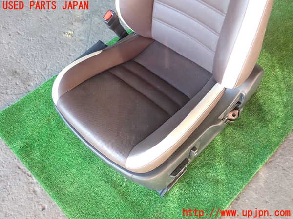 1UPJ-9236107065]レクサス・IS300h(AVE30)助手席シート 中古_3