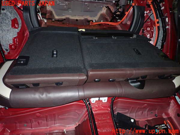 1UPJ-9236107385]レクサス・IS300h(AVE30)リアシート 中古_5