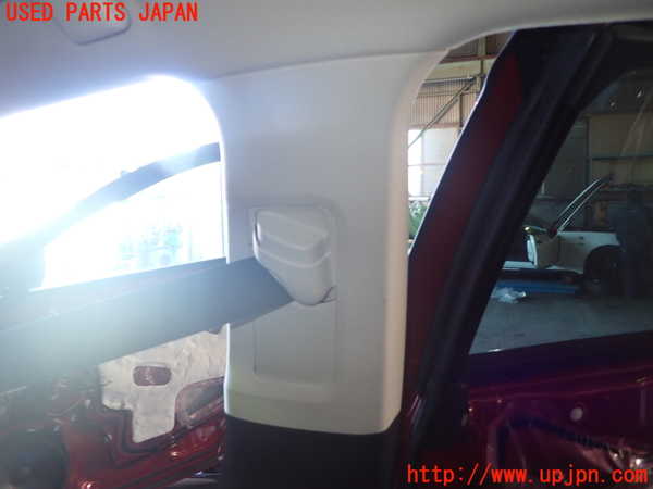 1UPJ-9236107665]レクサス・IS300h(AVE30)右センターピラートリム 中古_2