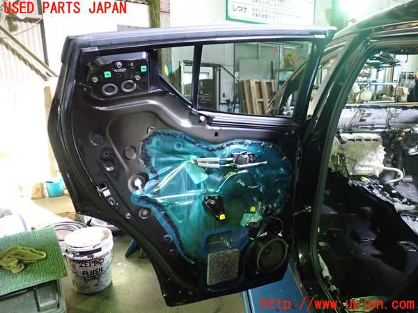 1UPJ-9236111320]C-HRハイブリッド(ZYX10)左後ドア ジャンク AGC M2L3 43R-007953_4