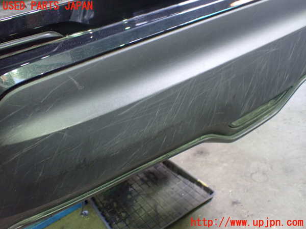 1UPJ-9236111610]C-HRハイブリッド(ZYX10)リアバンパー 中古_4