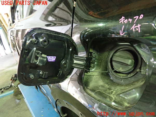 1UPJ-9236111690]C-HRハイブリッド(ZYX10)フューエルリッド 中古_2