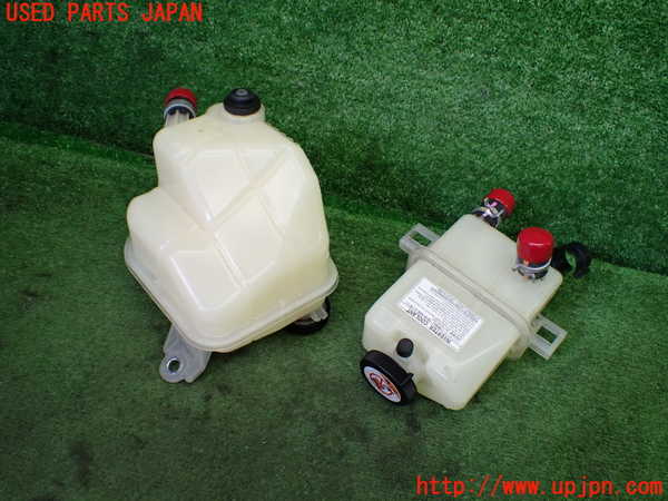 1UPJ-9236112410]C-HRハイブリッド(ZYX10)ラジエータータンク 中古_2