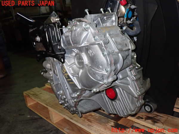 1UPJ-9236113010]C-HRハイブリッド(ZYX10)ミッション AT 2ZR-FXE 中古_3