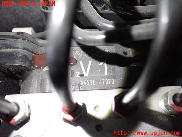 1UPJ-9236114040]C-HRハイブリッド(ZYX10)ABSアクチュエーター 中古_4