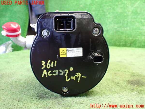 1UPJ-9236116025]C-HRハイブリッド(ZYX10)エアコンコンプレッサー 中古_3
