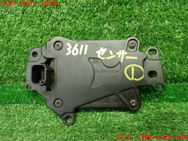 1UPJ-9236116381]C-HRハイブリッド(ZYX10)センサー1 中古 88210-0W010_2