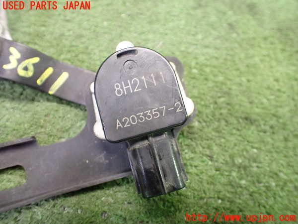 1UPJ-9236116383]C-HRハイブリッド(ZYX10)センサー3 中古 8H2111 A203357-2_3