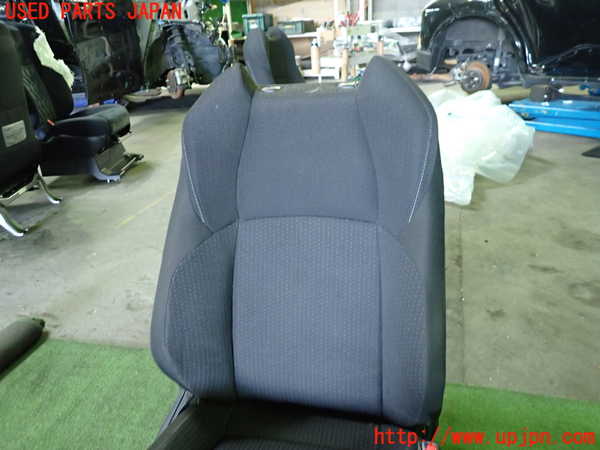1UPJ-9236117035]C-HRハイブリッド(ZYX10)運転席シート 中古_2