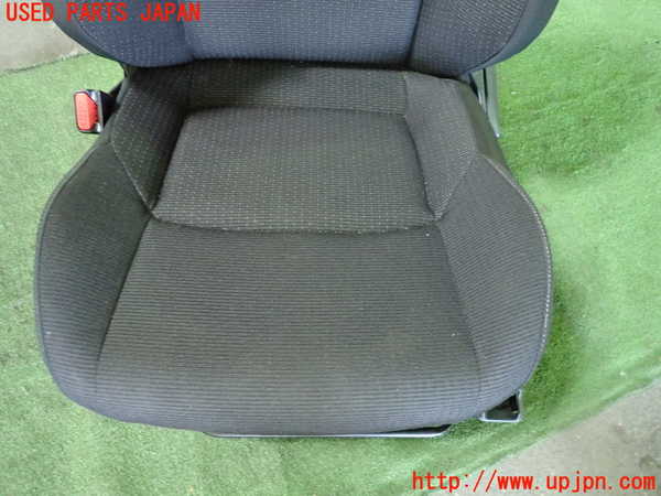 1UPJ-9236117065]C-HRハイブリッド(ZYX10)助手席シート 中古_2