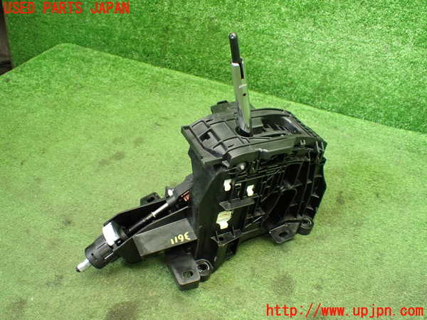 1UPJ-9236117555]C-HRハイブリッド(ZYX10)ATシフトレバー 中古_2