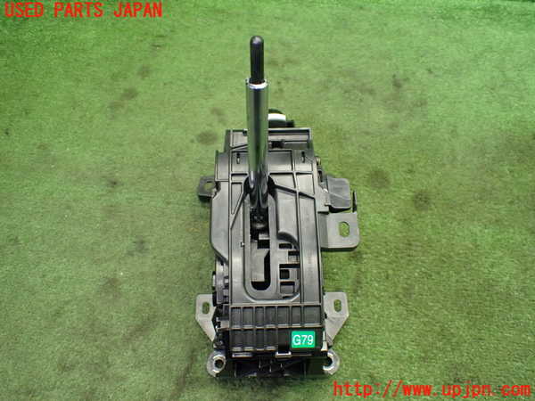 1UPJ-9236117555]C-HRハイブリッド(ZYX10)ATシフトレバー 中古_4