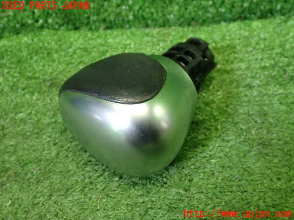 1UPJ-9236117570]C-HRハイブリッド(ZYX10)シフトノブ 中古_4