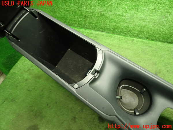 1UPJ-9236117540]C-HRハイブリッド(ZYX10)センターコンソール 中古_4