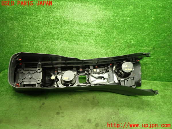 1UPJ-9236117540]C-HRハイブリッド(ZYX10)センターコンソール 中古_5