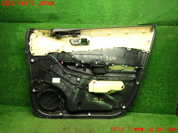 1UPJ-9236111264]C-HRハイブリッド(ZYX10)左前ドア内張り 中古_5
