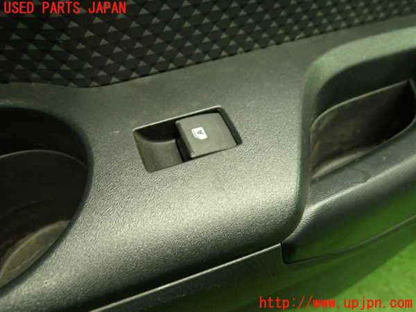 1UPJ-9236111294]C-HRハイブリッド(ZYX10)右後ドア内張り 中古_3