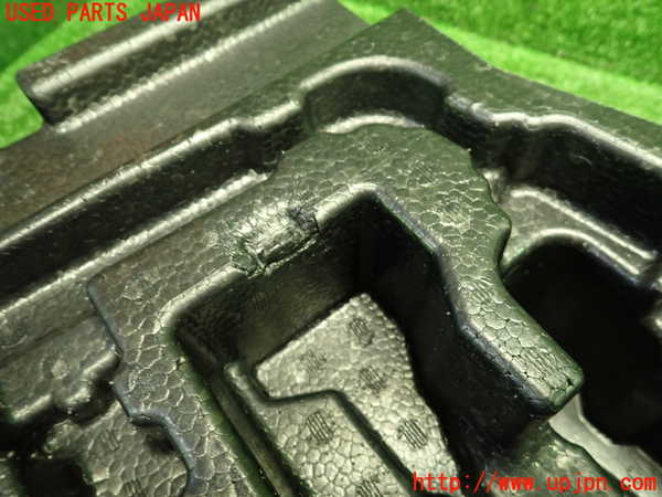 1UPJ-9236117773]C-HRハイブリッド(ZYX10)ラゲッジトレイ3 中古_3