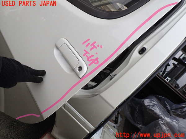 1UPJ-9236121260]ハイエースワゴン100系(RZH101G)左前ドア 中古 ASAHI M2T4 43R-00034_3